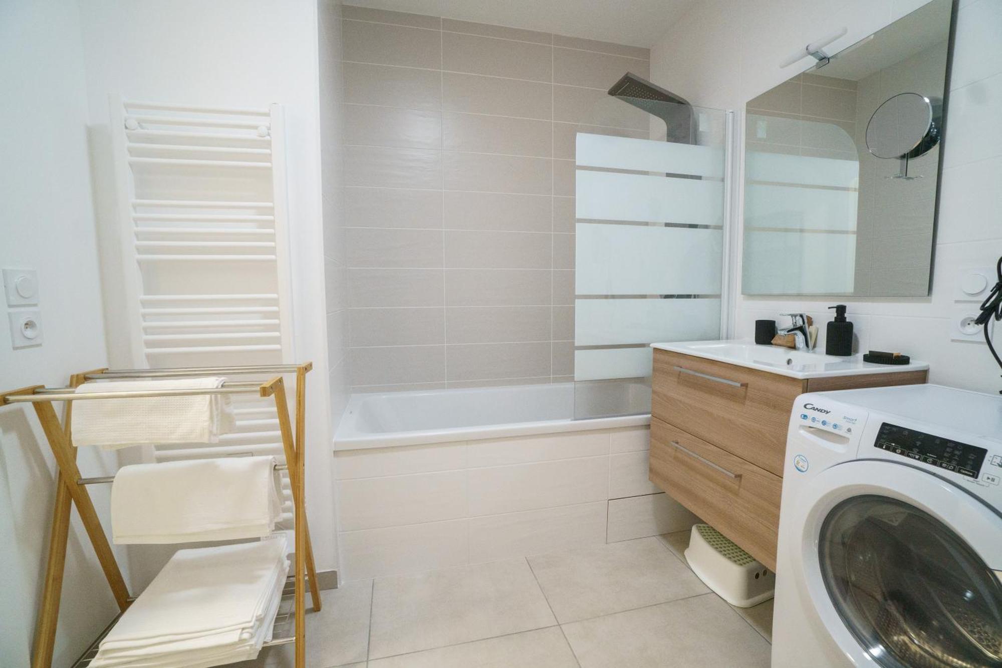 Royal Park Lake View Apartment エヴィアン・レ・バン エクステリア 写真
